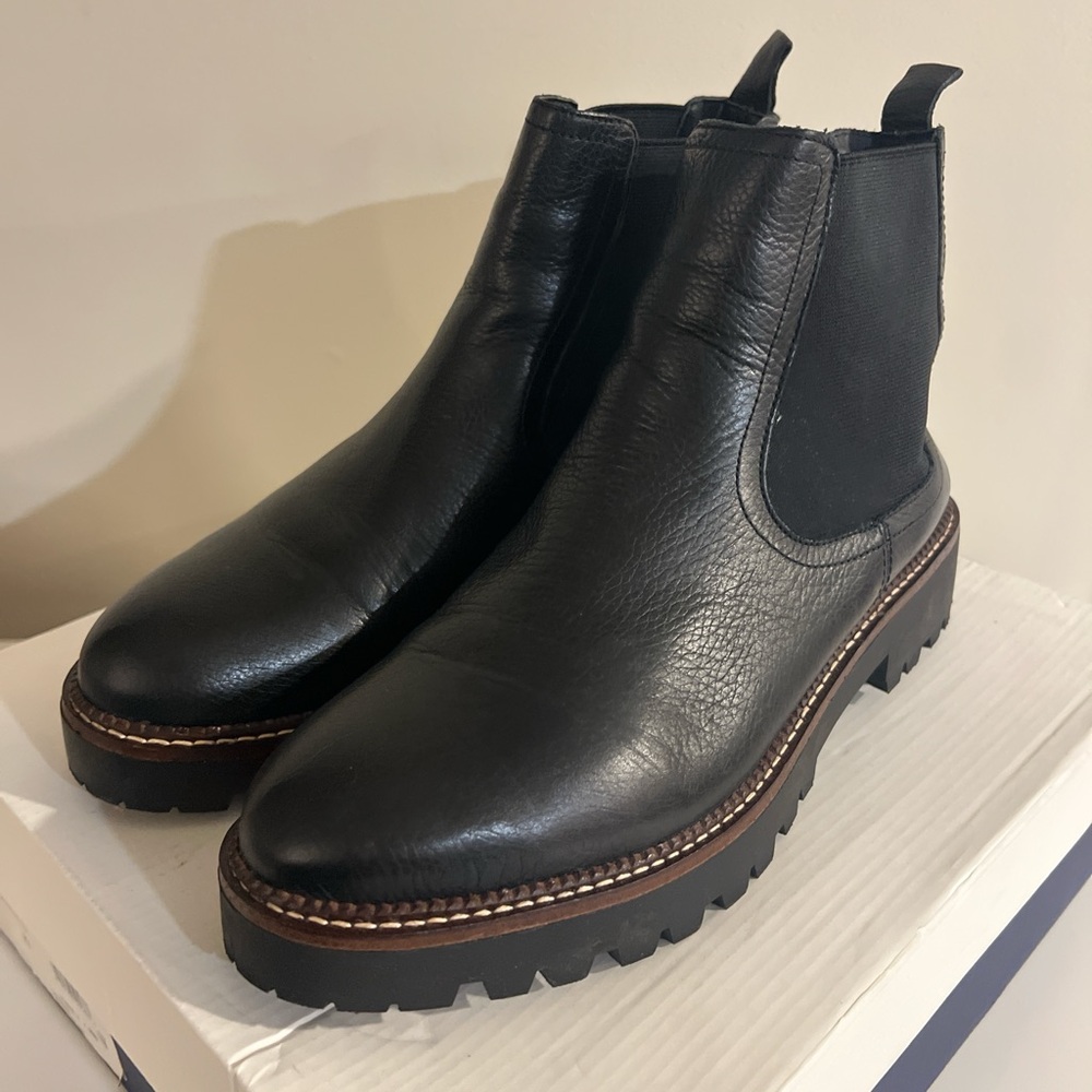 Caslon Miller Chelsea boots